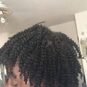 Meet your Posher, Cynthia